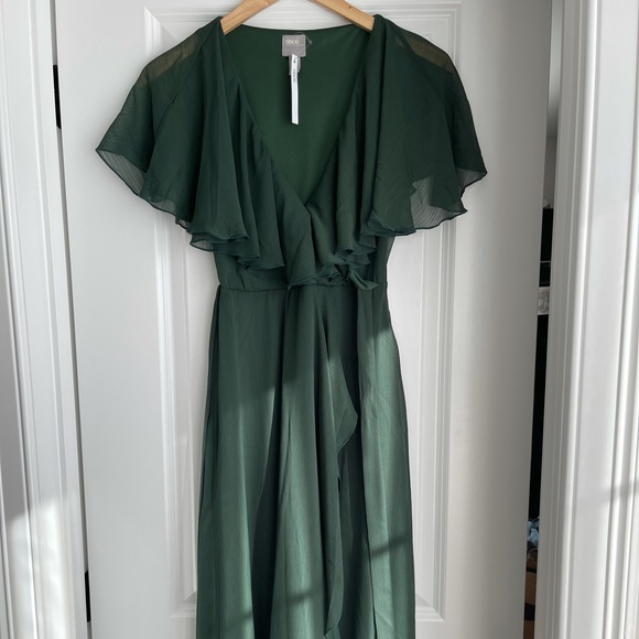 ASOS DESIGN Cape Back Dipped Hem Maxi Dress - Picture 2 of 4